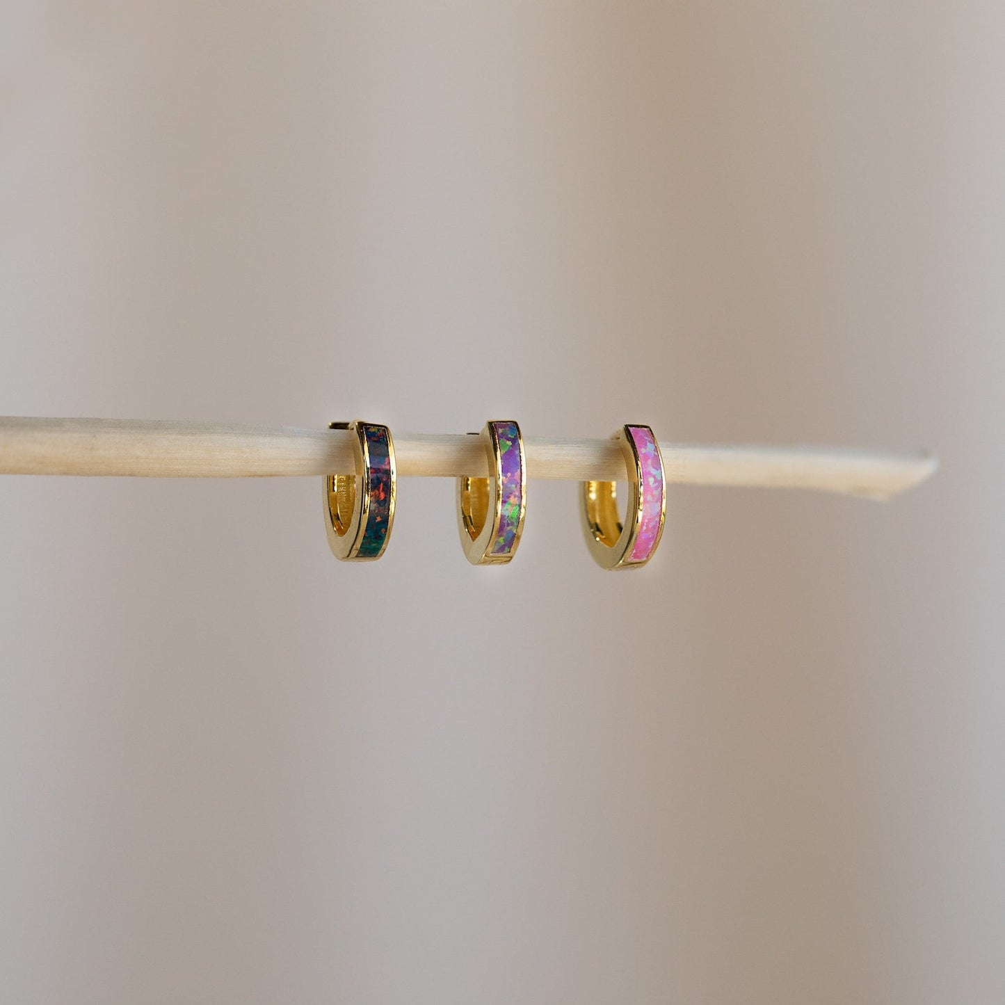 Exquisite Magenta Opal Inlay Huggie Hoop Earrings
