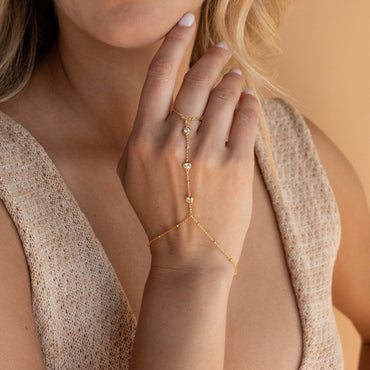 Diamond Bezel Hand Chain 18K Gold
