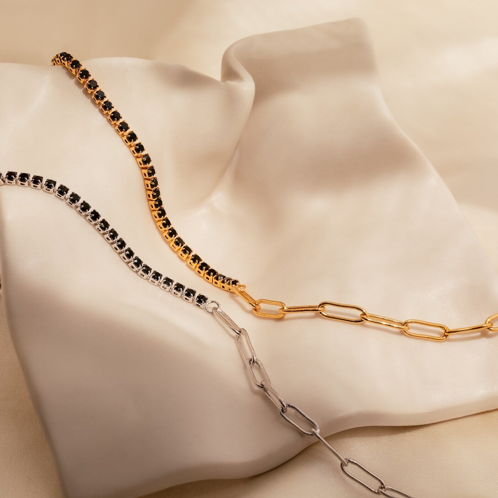 Black Diamond Tennis Bracelet: A Bold Statement of Elegance
