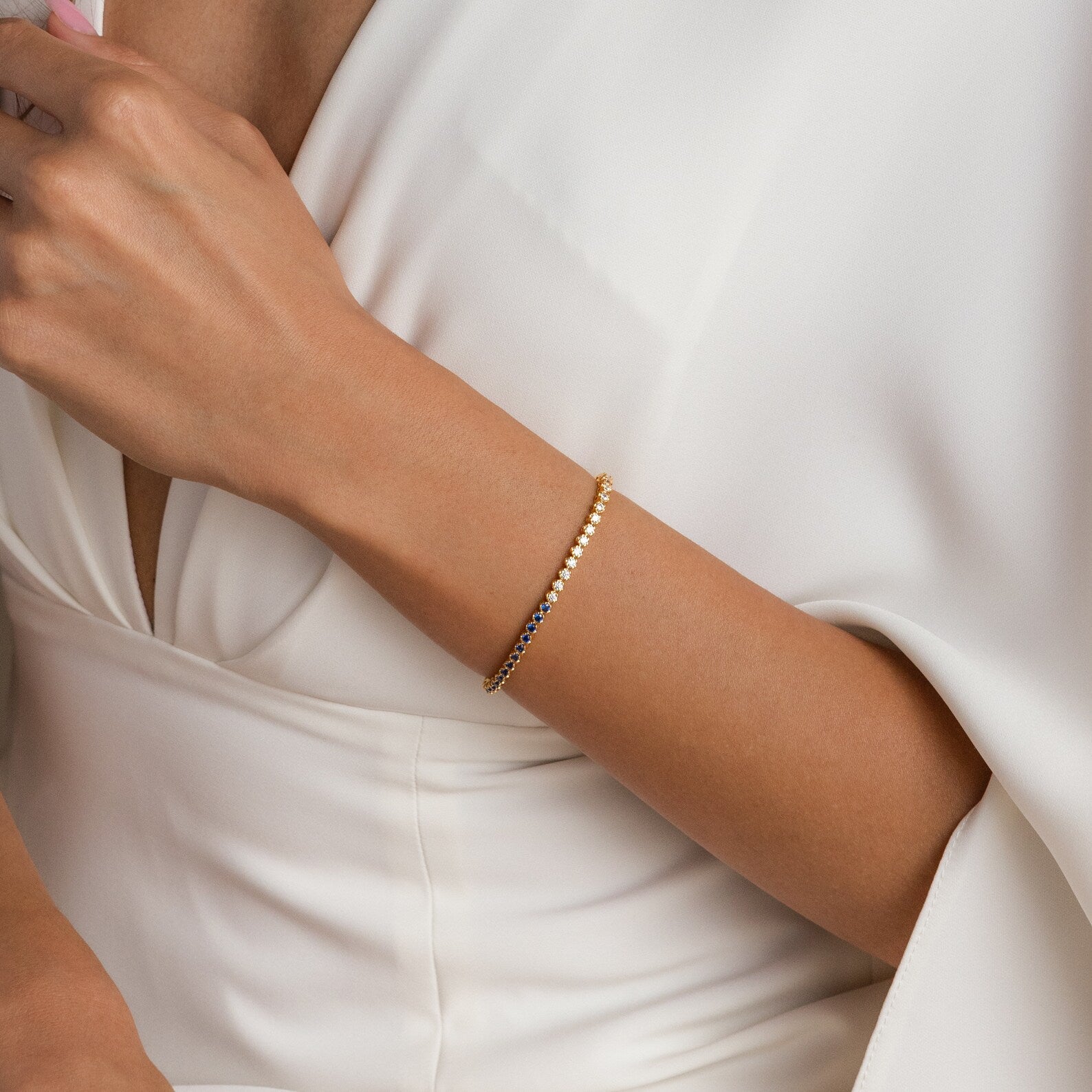 Blue Diamond Tennis Bracelet: Elegance in Every Shimmer