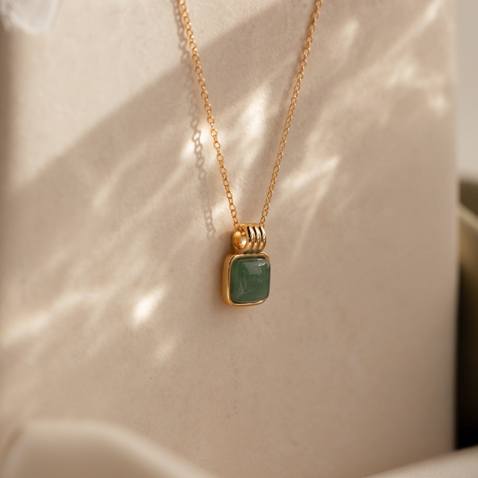 Jade Pendant Necklace 18K Gold