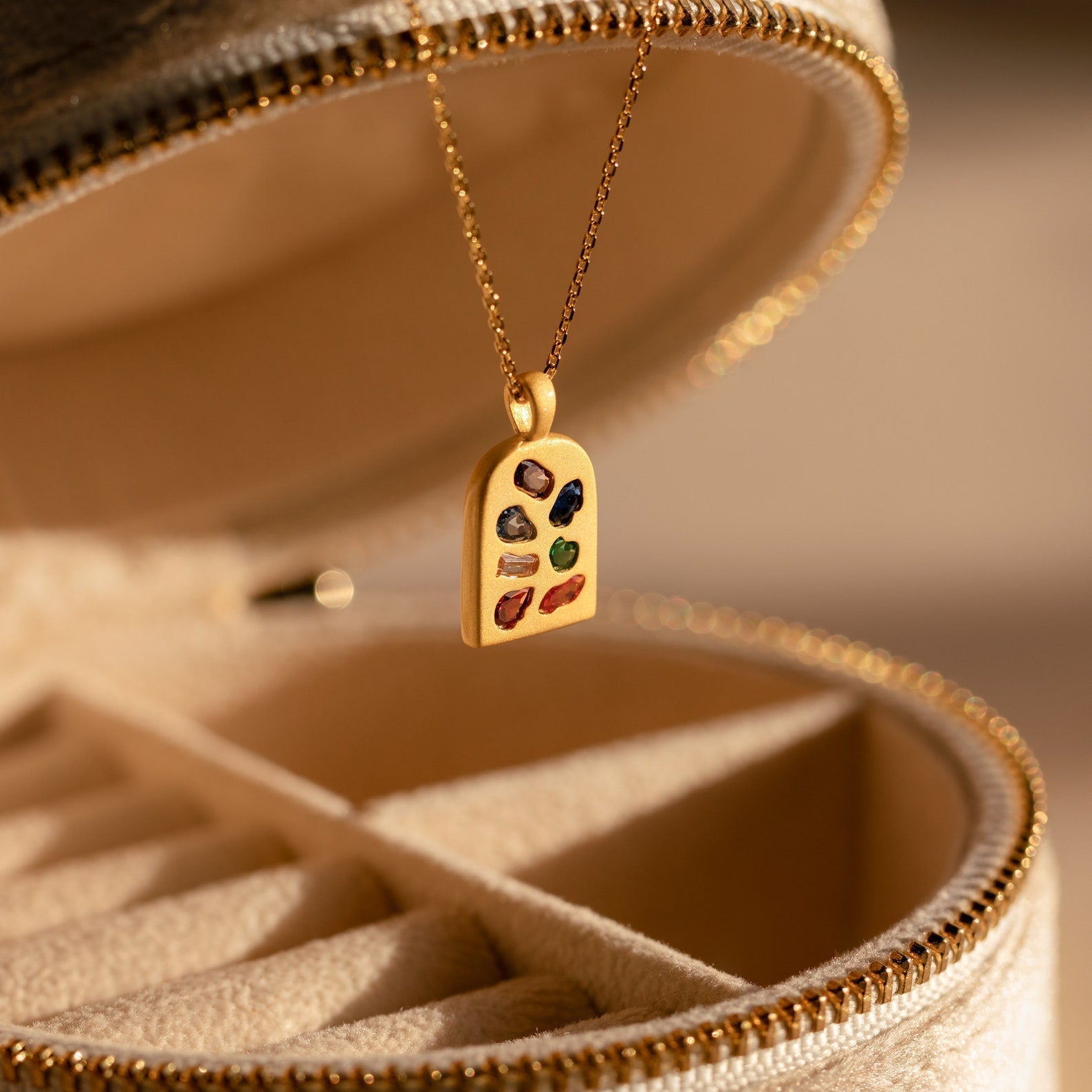 Mosaic Splendor: Abstract Art Deco Pendant Necklace