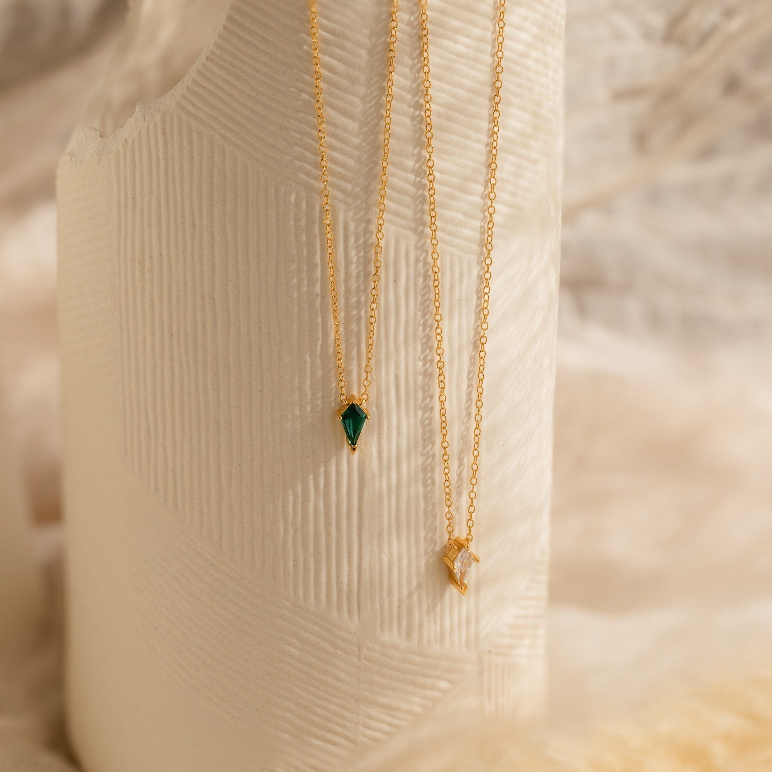 Elegant Radiance: Art Deco Kite Pendant Necklace