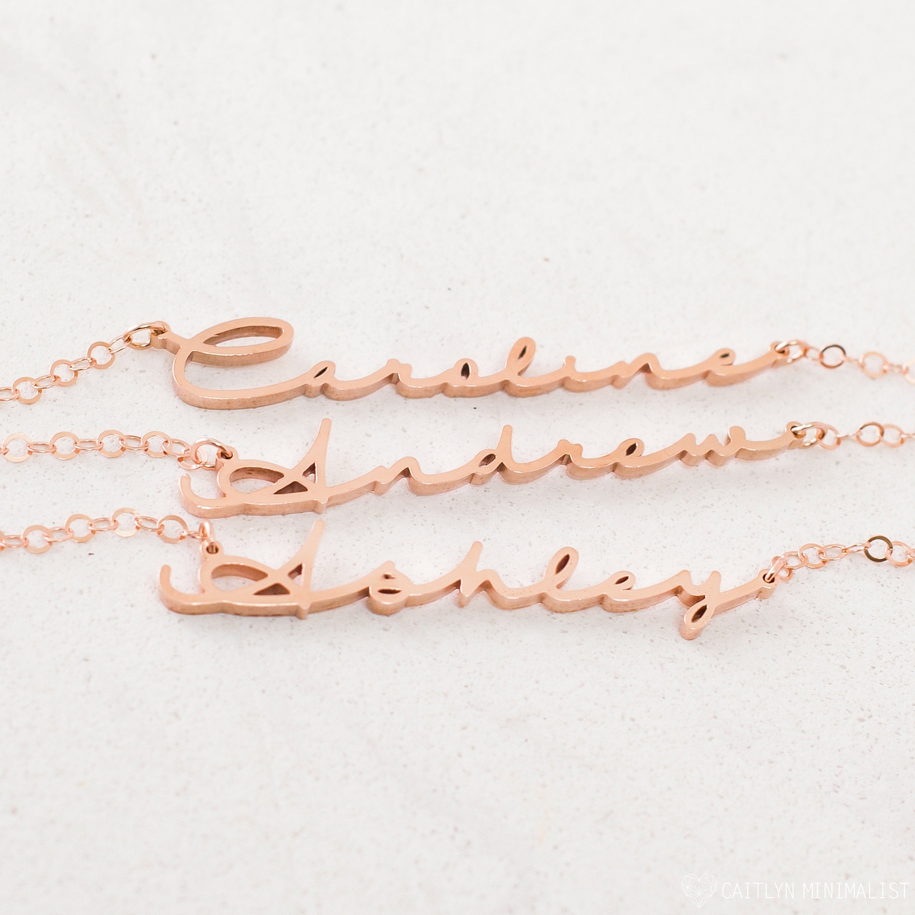 Minimal Name Necklace Rose Gold