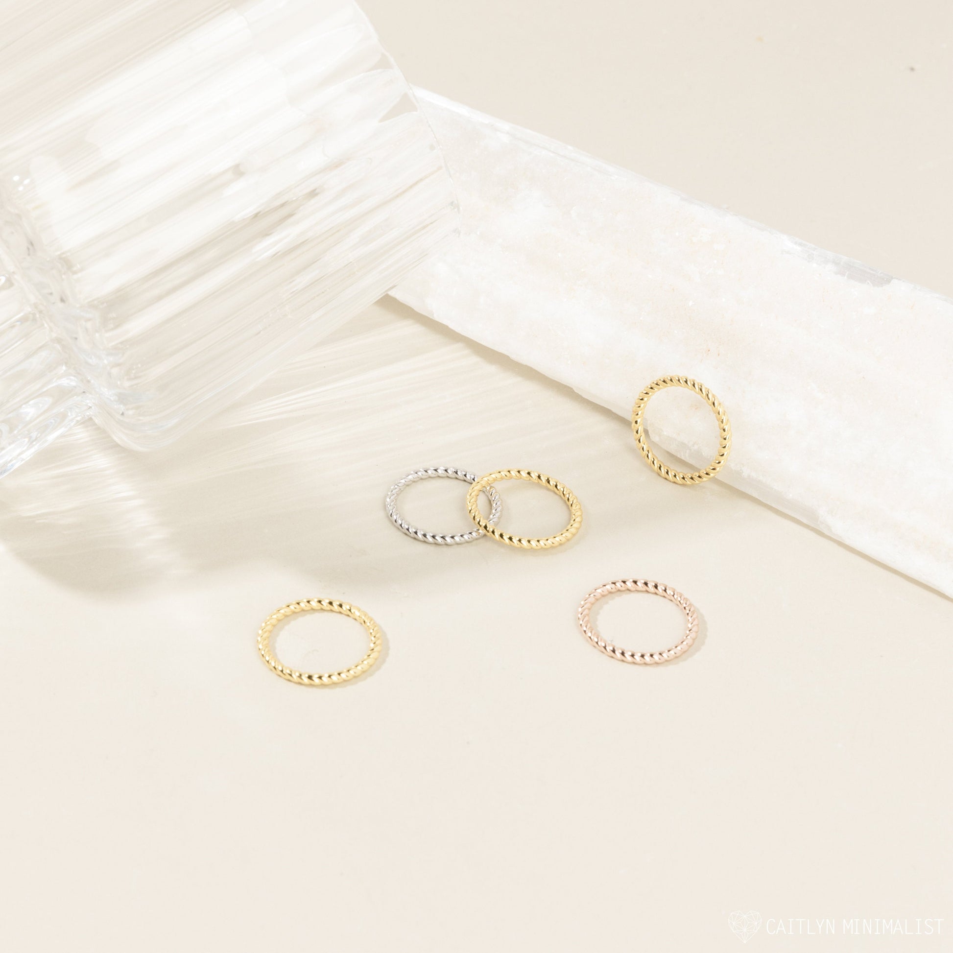 Lea Twisted Band Ring: Effortless Elegance with a Twist 18K Gold