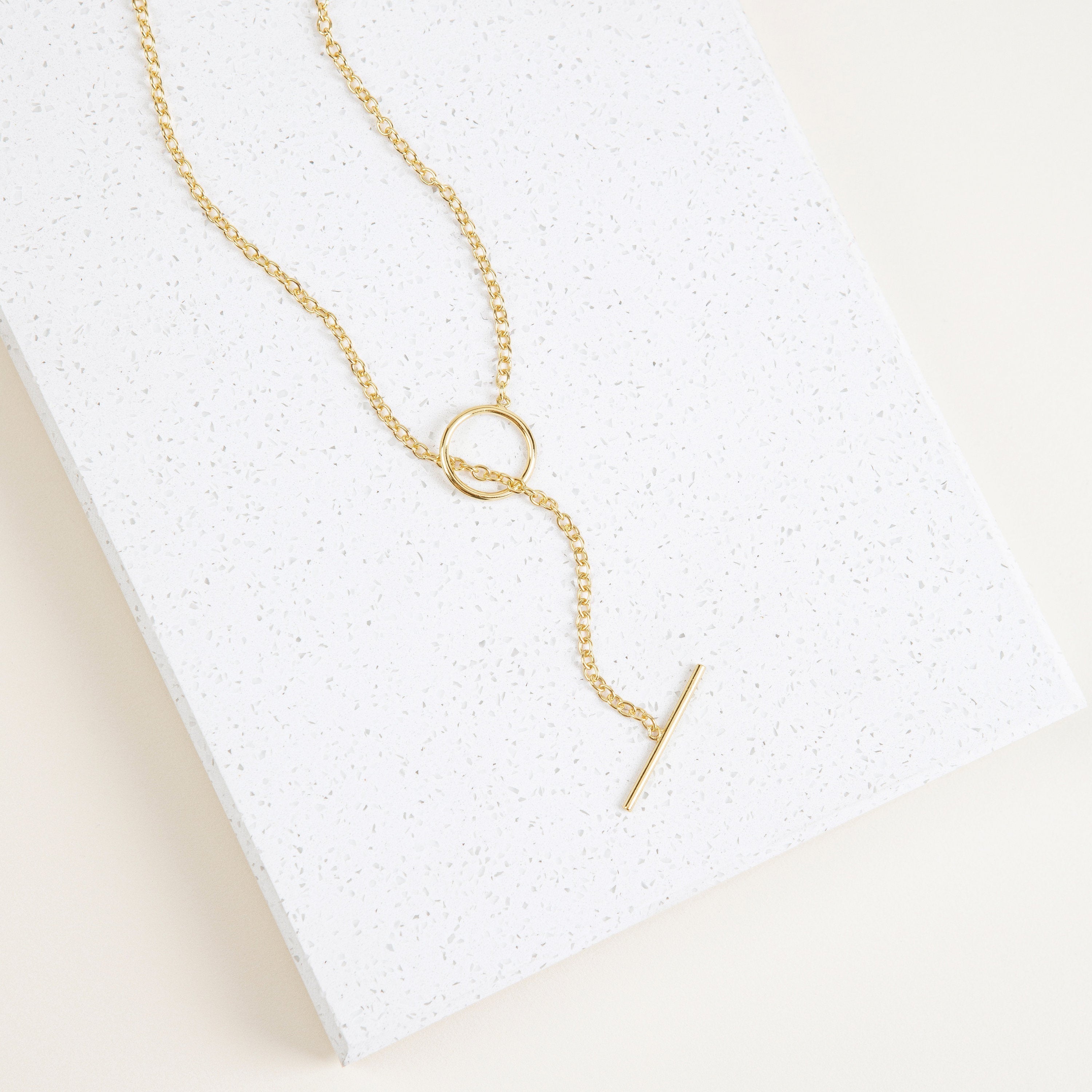 Simple Skyy pendant on chain