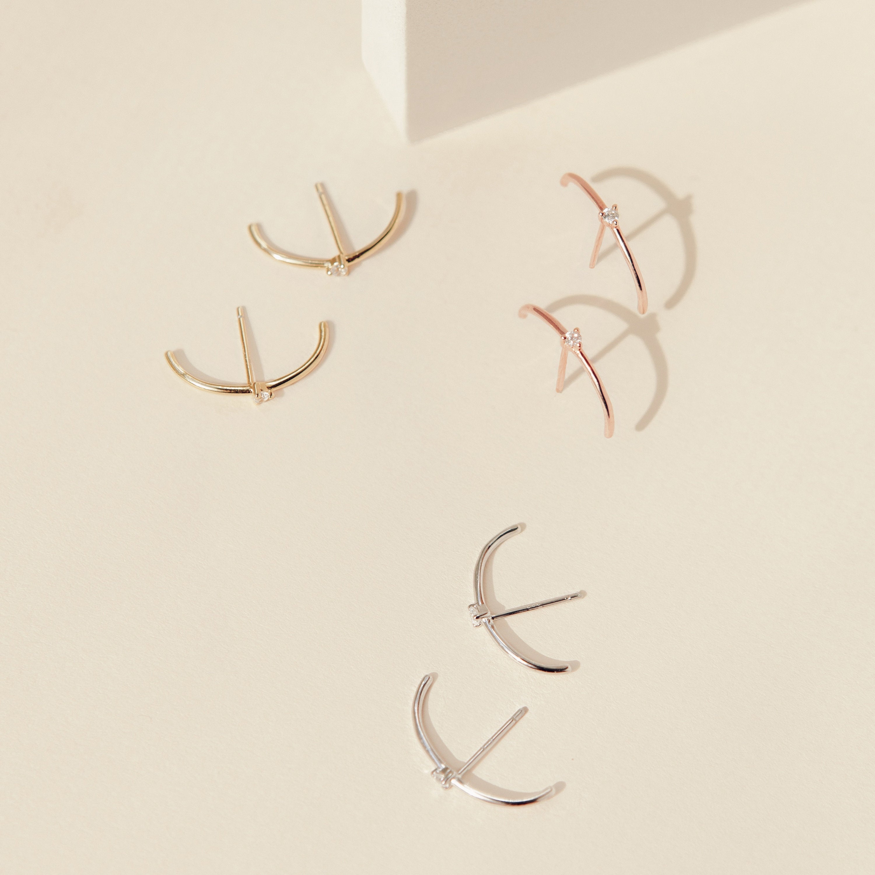 Sleek Sophistication: Arc Diamond Stud Earrings Silver_Gold_Rose_Gold_Plated