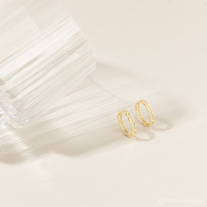Elegant Link Ring: Timeless Sophistication for Your Collection