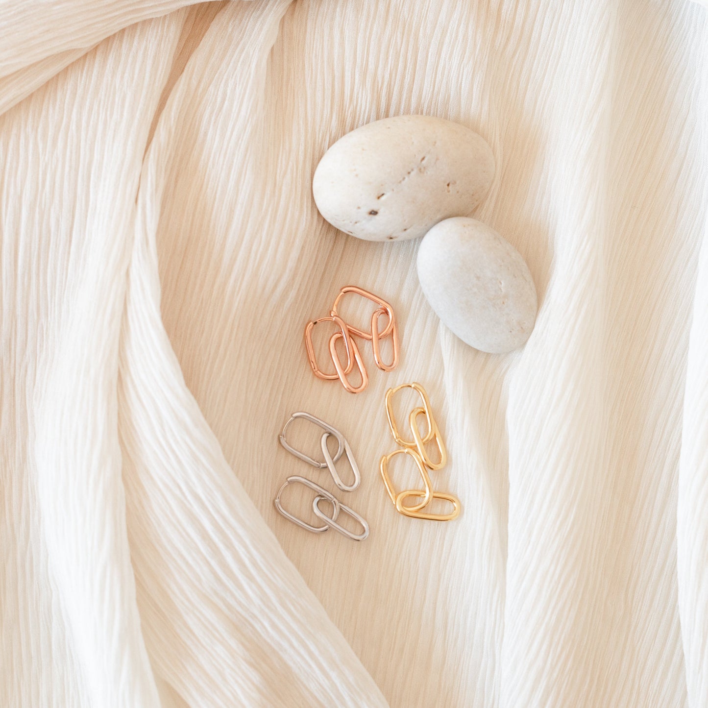 Effortlessly Chic: Amanda Double Link Earrings