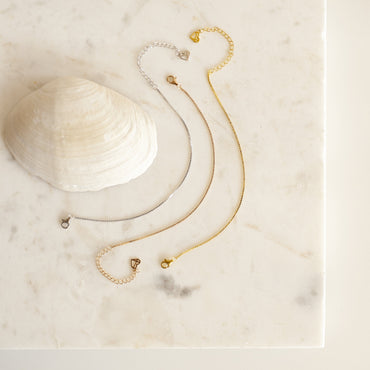 Box Chain Bracelet: Sleek Modern Elegance