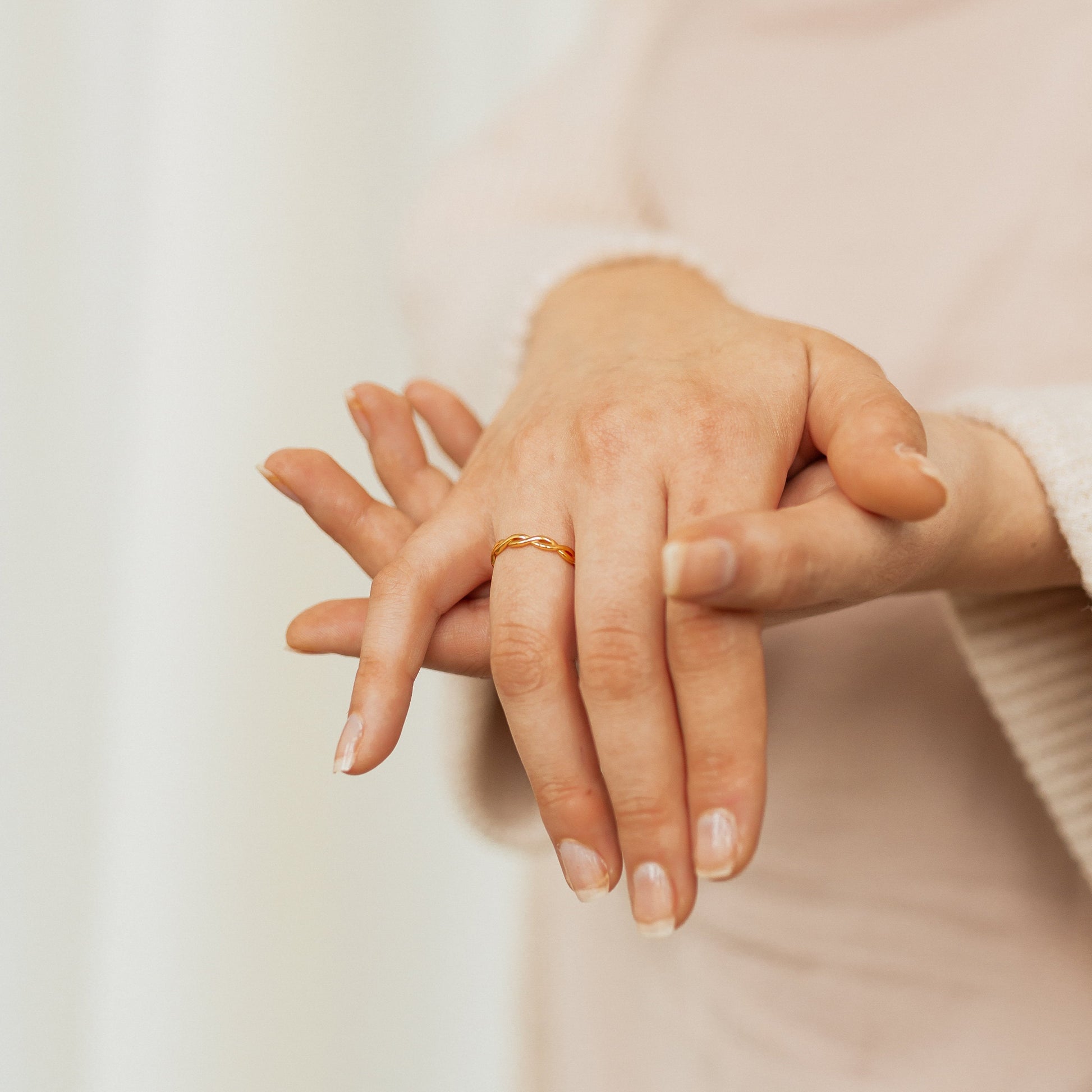 Timeless Elegance: Braided Ring for Effortless Style 18K Gold