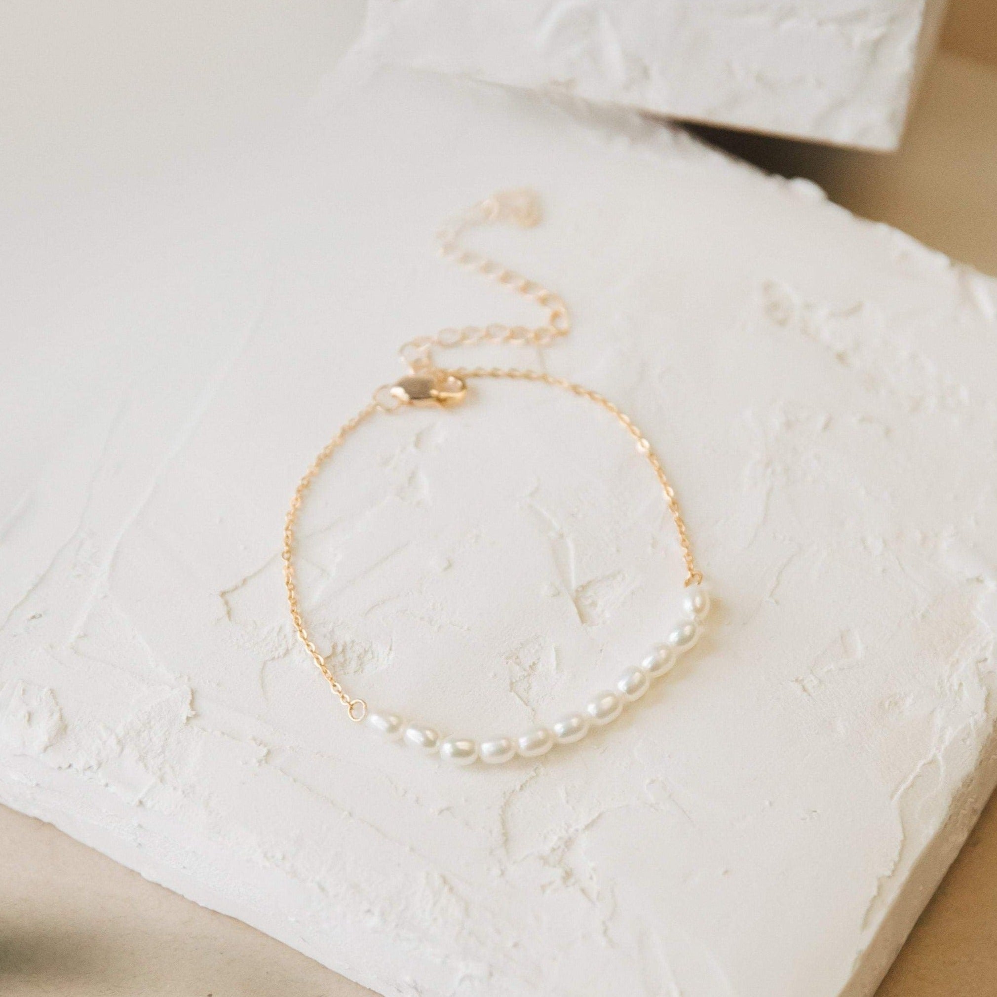 Opulent Elegance: Pearl Bead Bracelet