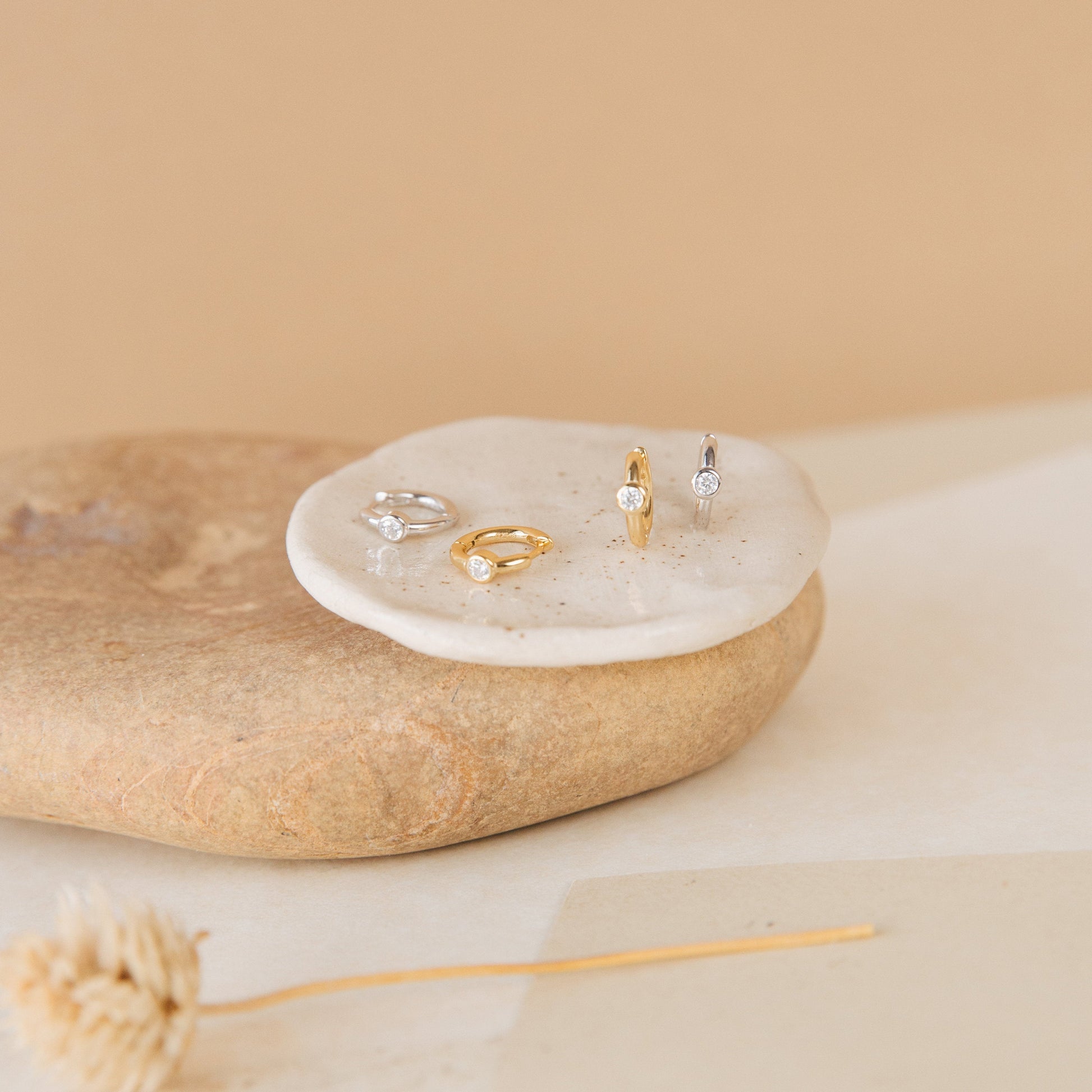 Effortless Elegance: Alea Diamond Huggie Earrings