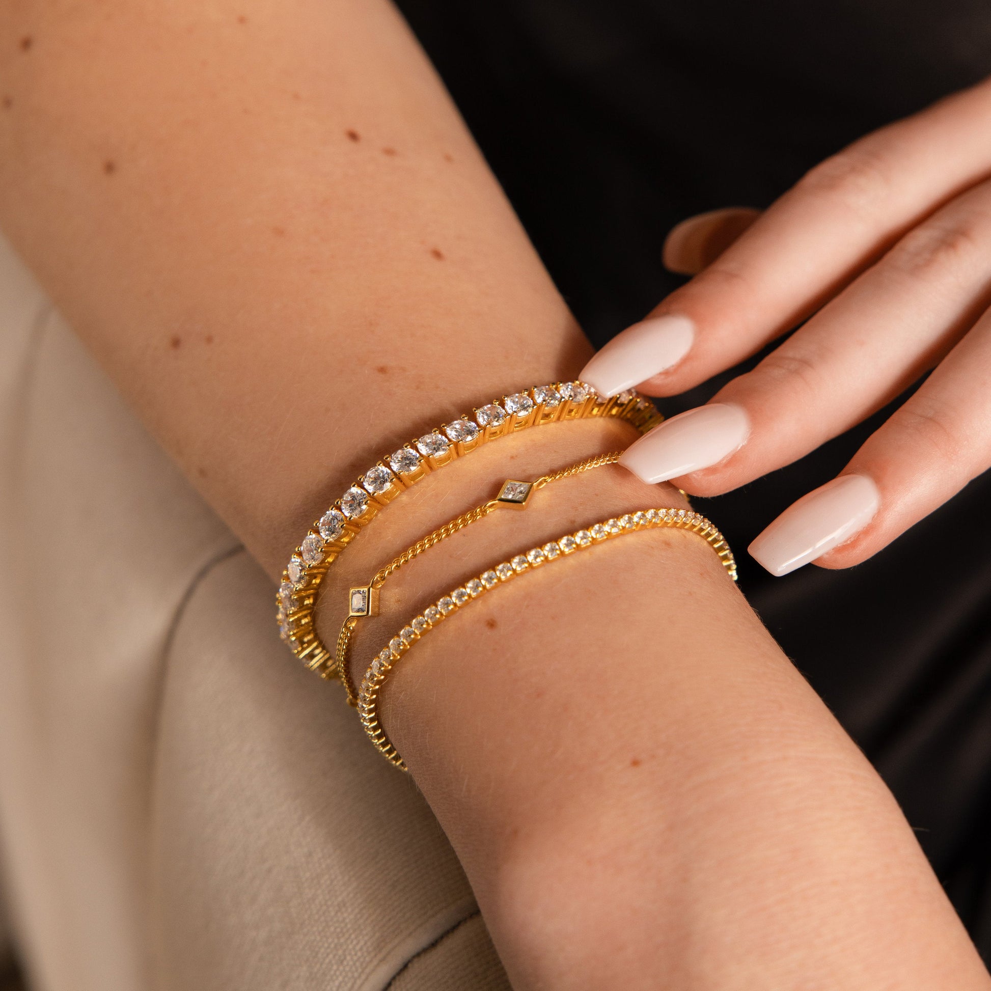 Bold Diamond Tennis Bracelet: A Timeless Statement of Elegance