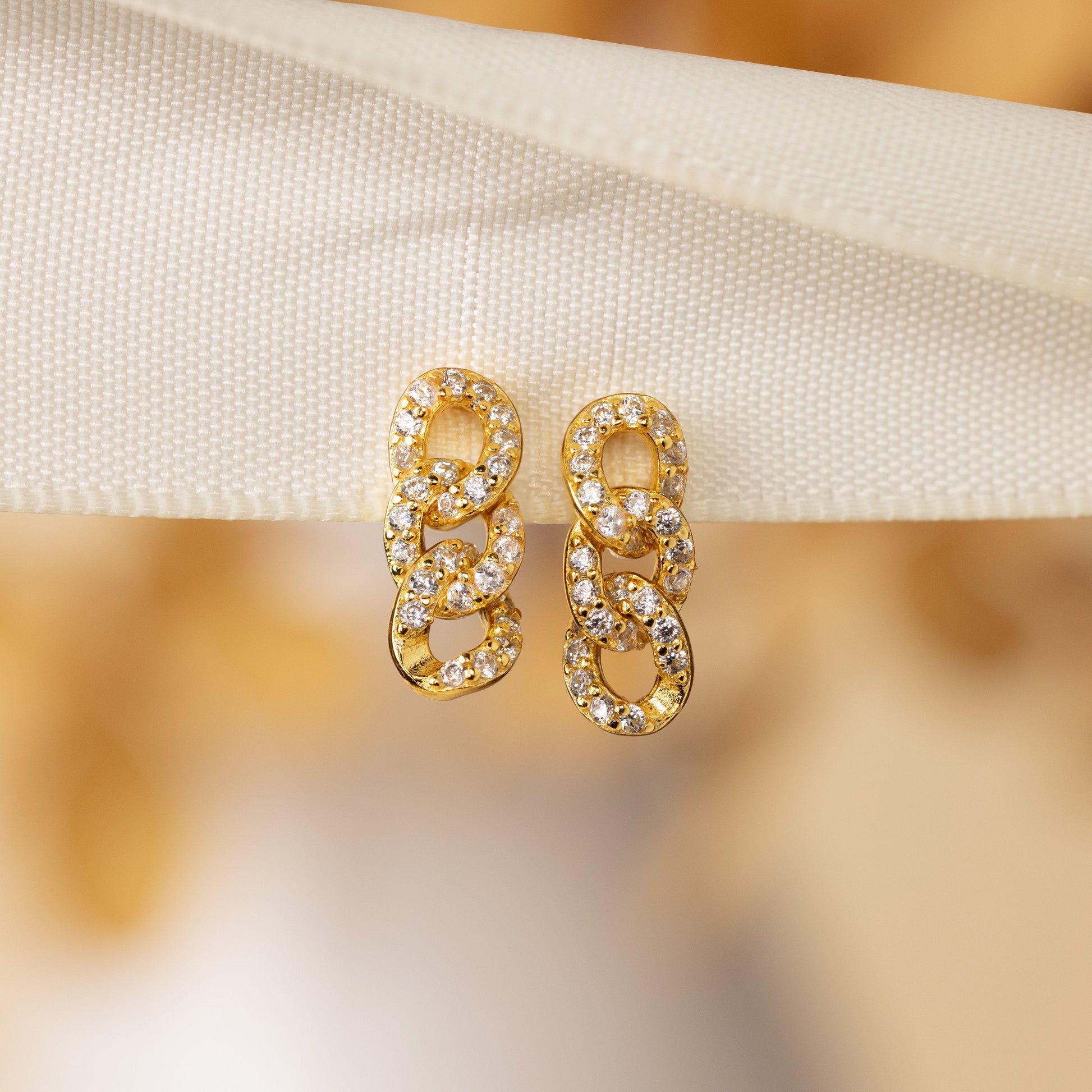 Pave Link Studs 18K Gold