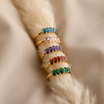 Personalized Elegance: The Oval Birthstone Ring