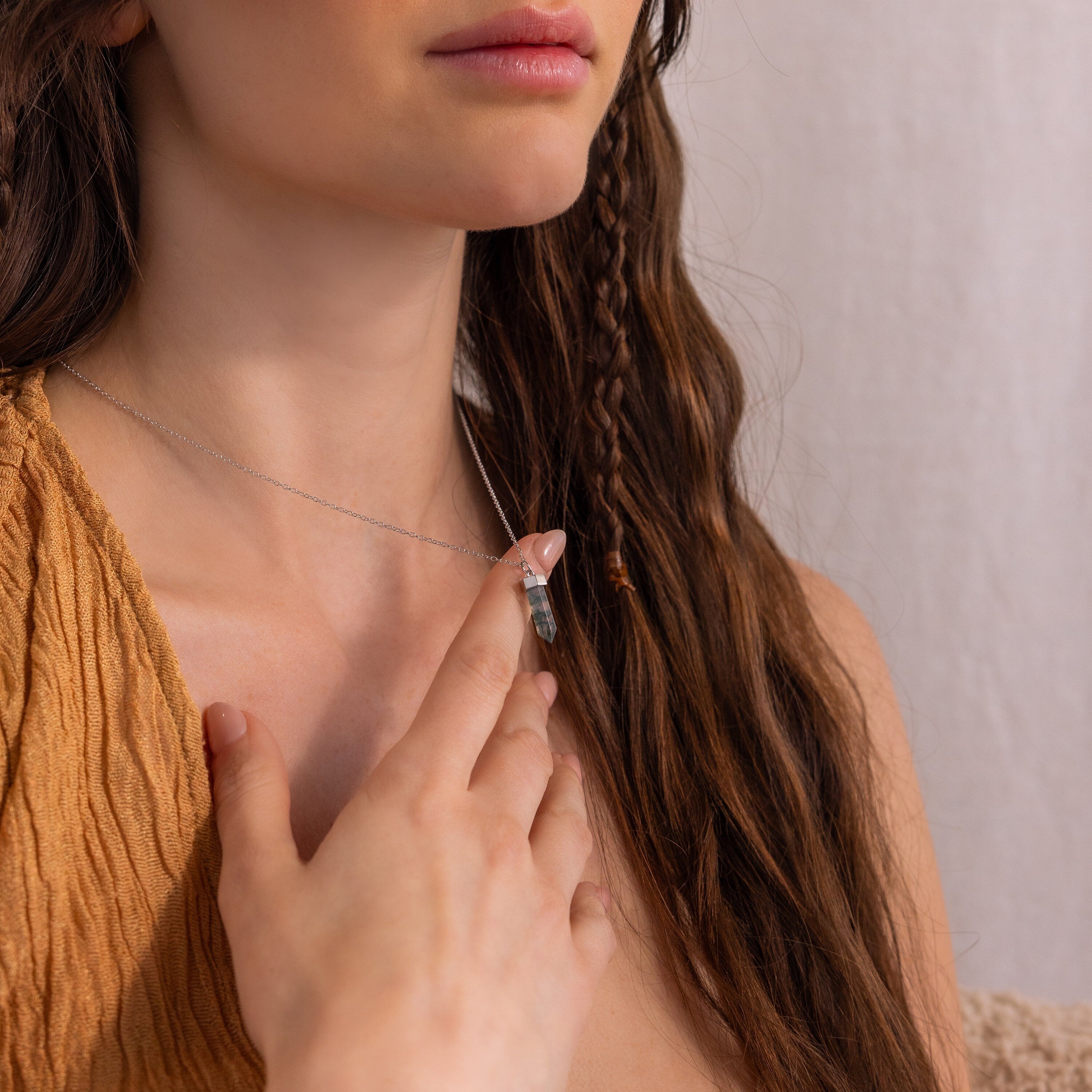 Marbled Beauty: Agate Quartz Necklace