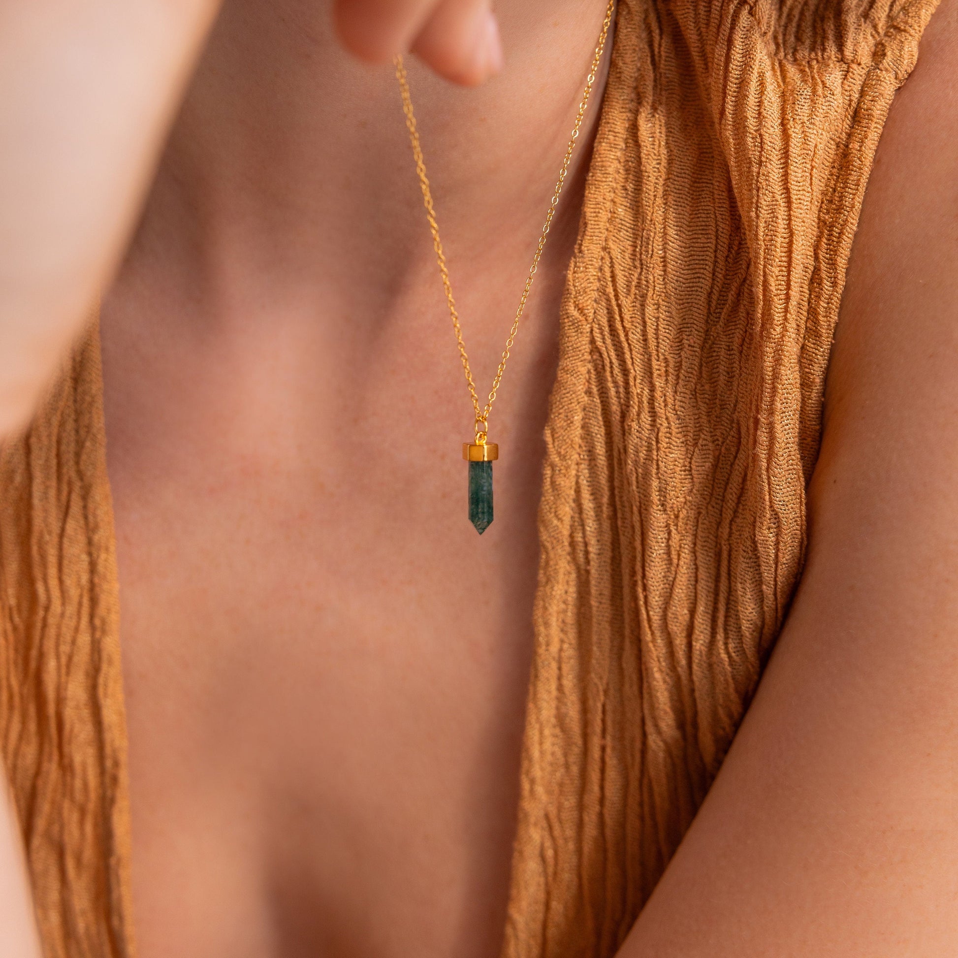 Marbled Beauty: Agate Quartz Necklace