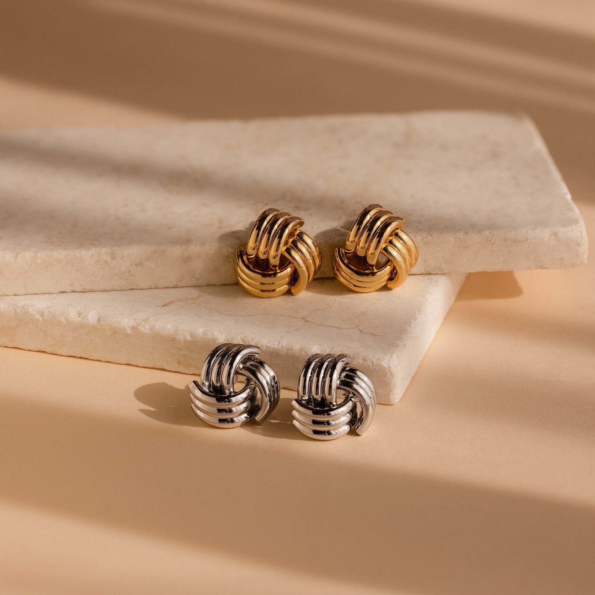 Bold Triple Knot Stud Earrings: A Stylish Tribute to Mom's Bold Spirit