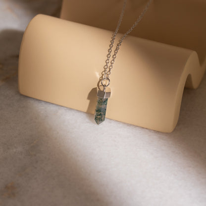 Marbled Beauty: Agate Quartz Necklace
