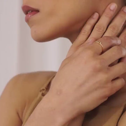 Knot Ring