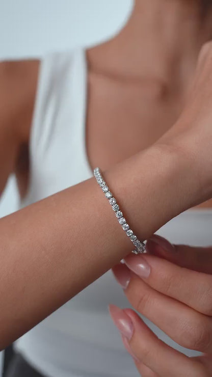 Classic Diamond Tennis Bracelet