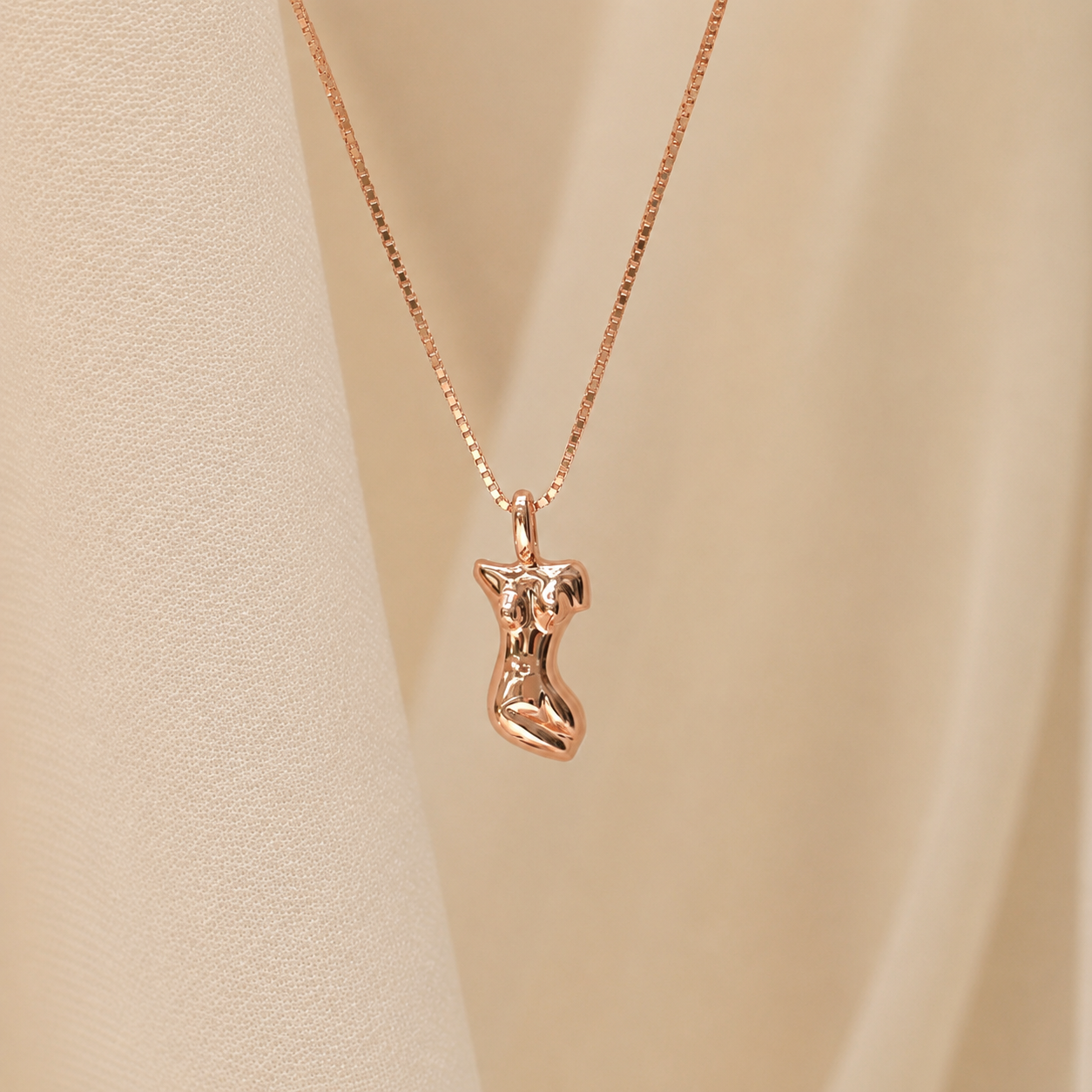 Kinn Body Necklace
