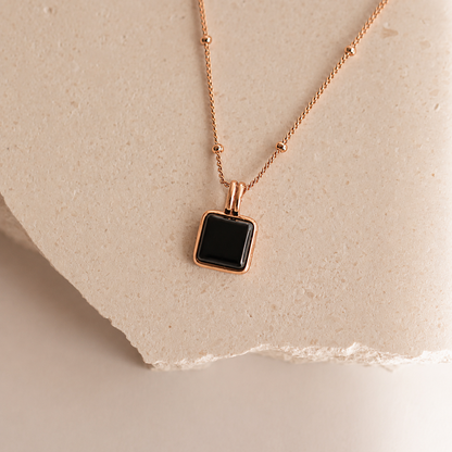 Waverly Black Necklace