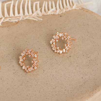 Reina Cluster Studs