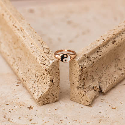 Yin Yang Ring