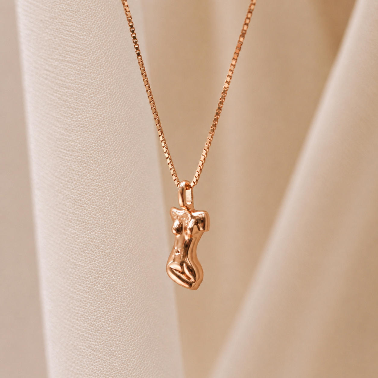 Kinn Body Necklace