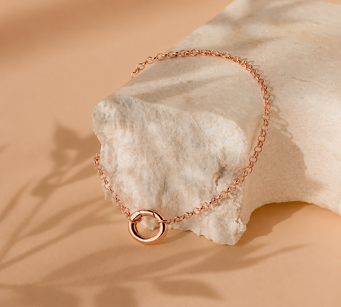Circle Link Charm Bracelet