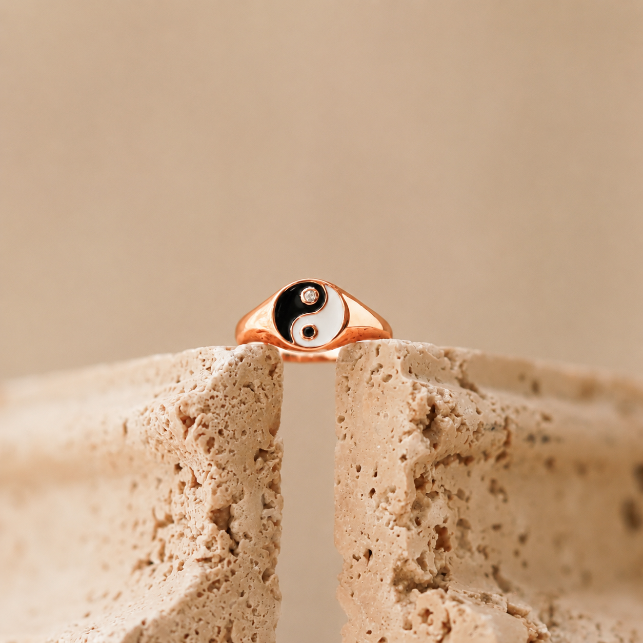 Yin Yang Ring