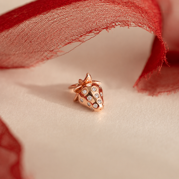 Sparkling Strawberry Charm
