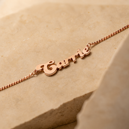 Groovy Name Necklace in Box Chain