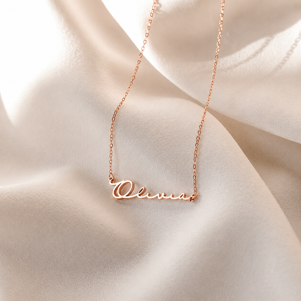 Minimal Name Necklace