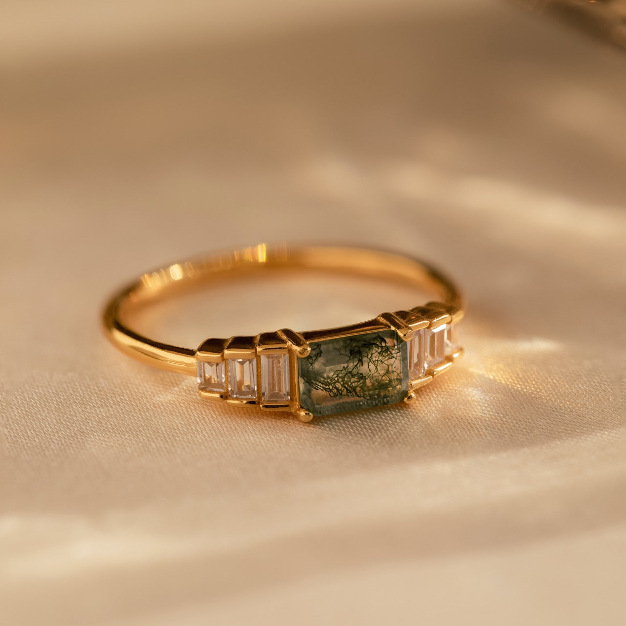 Radiant Aura: Agate Statement Ring