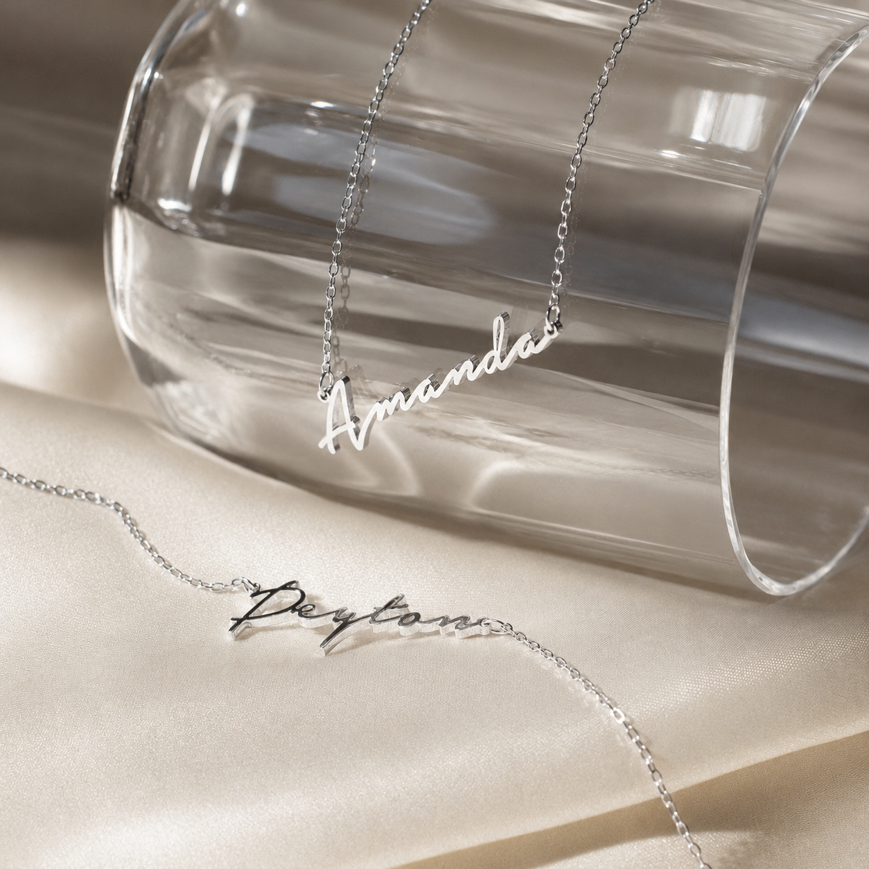 Minimal Name Necklace