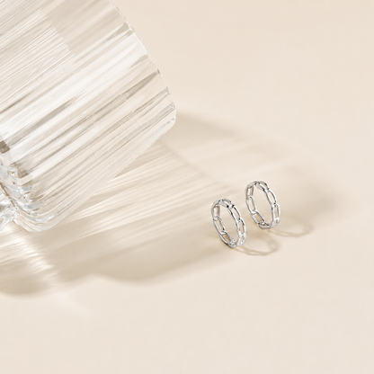 Elegant Link Ring