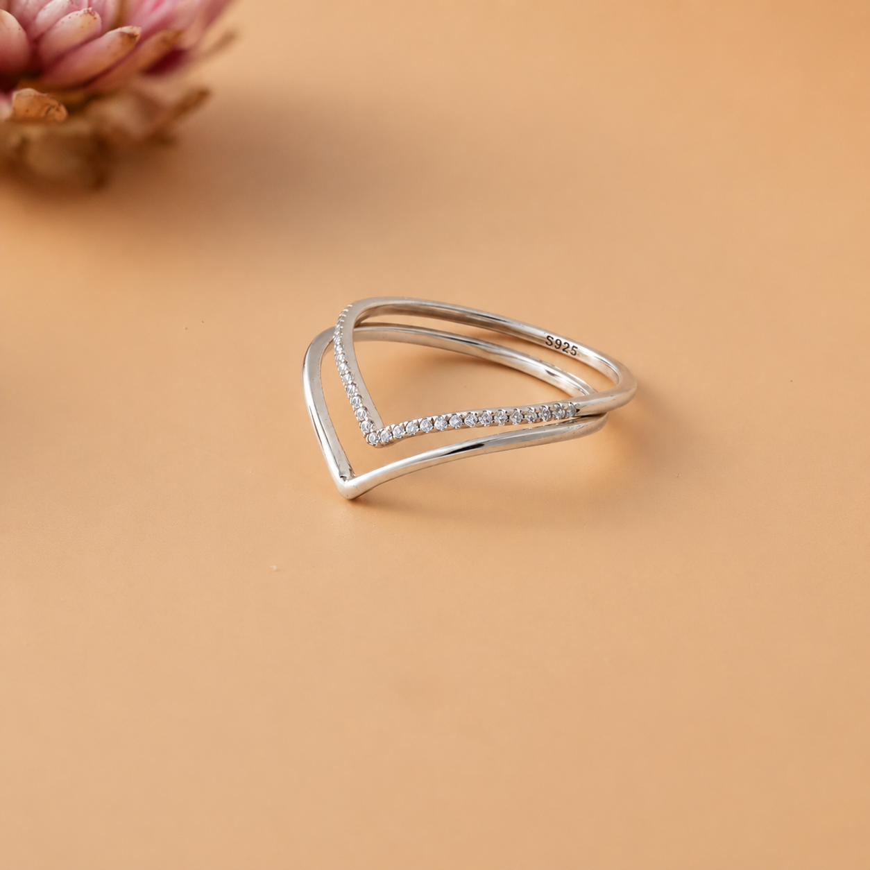 Elevate Your Ring Stack with the Curve Stacking Set