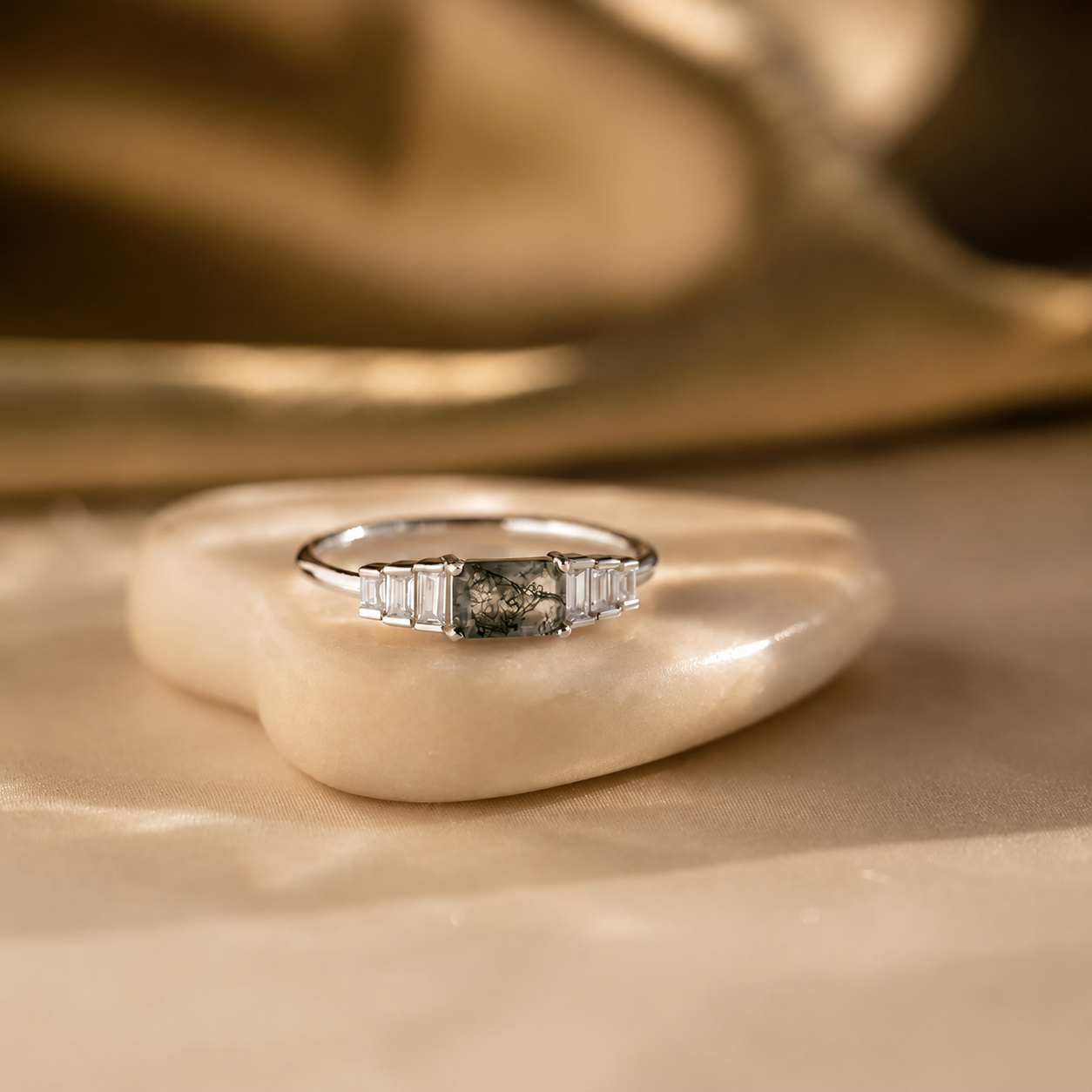 Radiant Aura: Agate Statement Ring