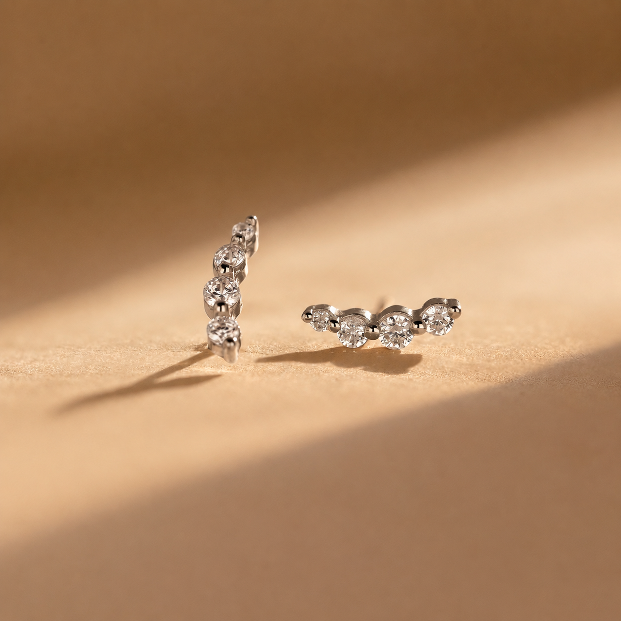 Tiny Diamond Climbers