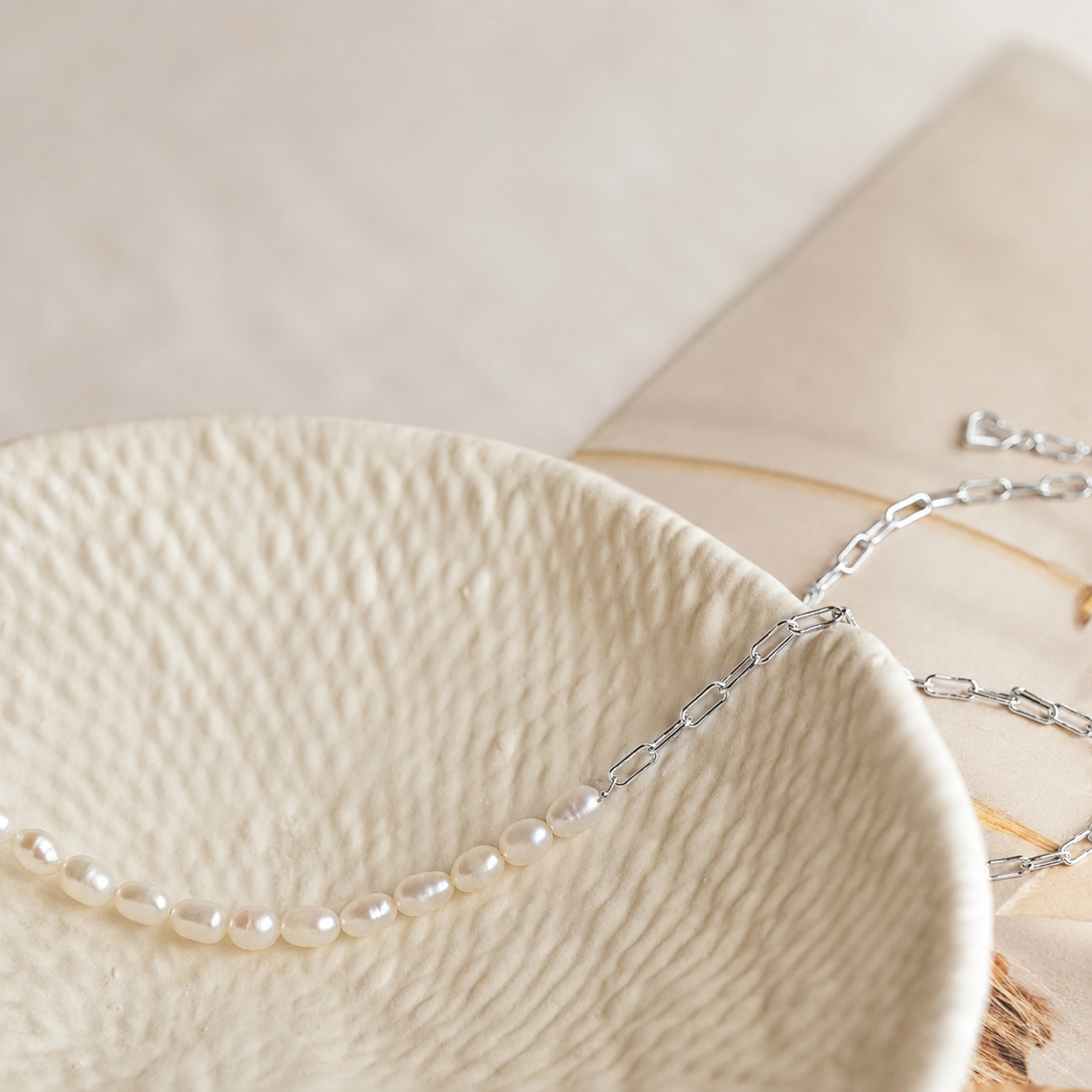 Pearl & Paperclip Chain Necklace