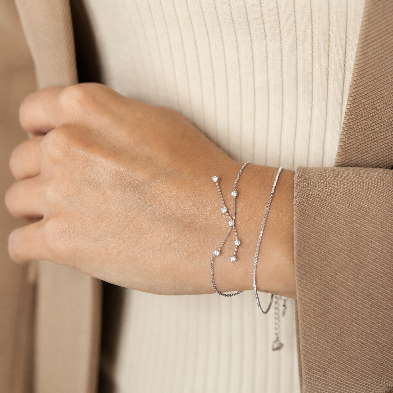 Constellation Bracelet: Celestial Beauty