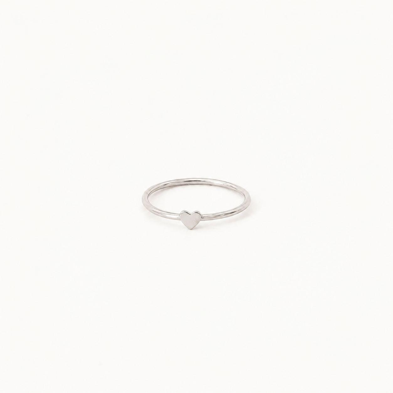 Nala Tiny Heart Ring