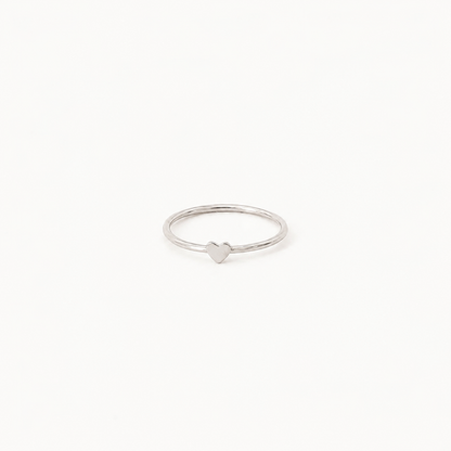 Nala Tiny Heart Ring