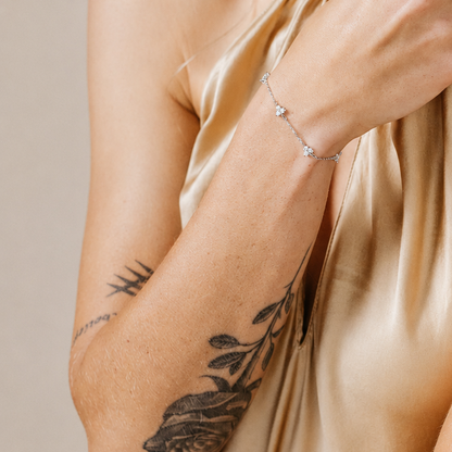 Mini Lily Diamond Bracelet