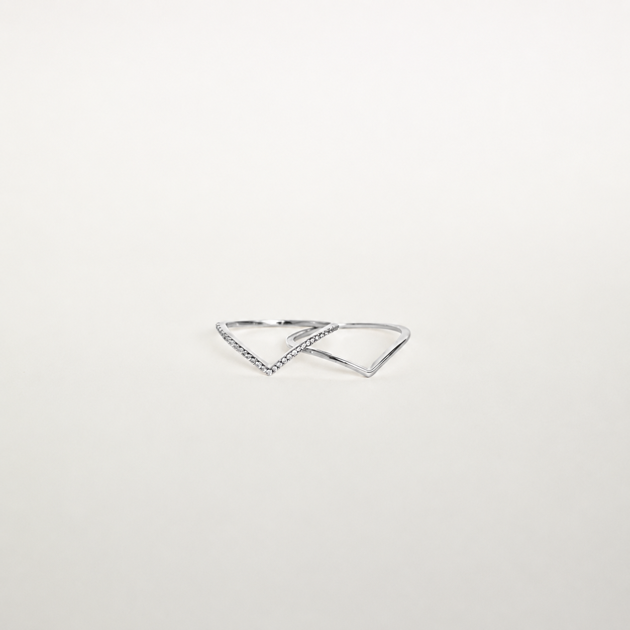 Elevate Your Ring Stack with the Curve Stacking Set