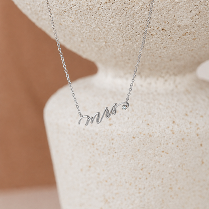 Mrs. Necklace